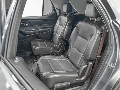 Used 2021 Chevrolet Traverse RS w/ LPO, Floor Liner Package image 27