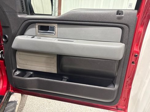 Used 2011 Ford F150 XLT w/ XLT Chrome Pkg AWD/4WD image 16