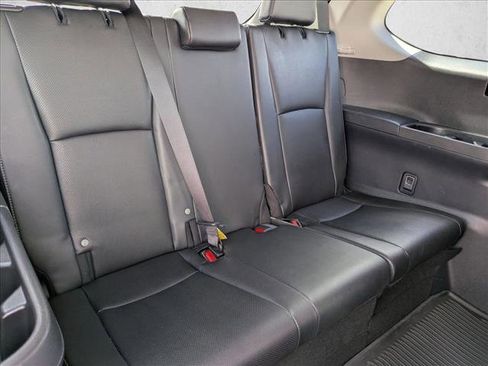 Certified 2025 Toyota Grand Highlander FWD image 21