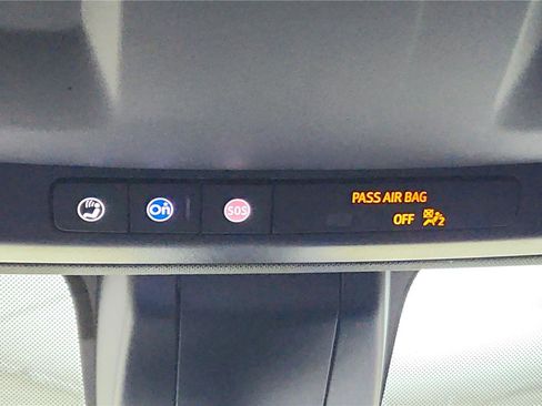 Used 2022 Chevrolet Suburban Z71 w/ Luxury Package image 45