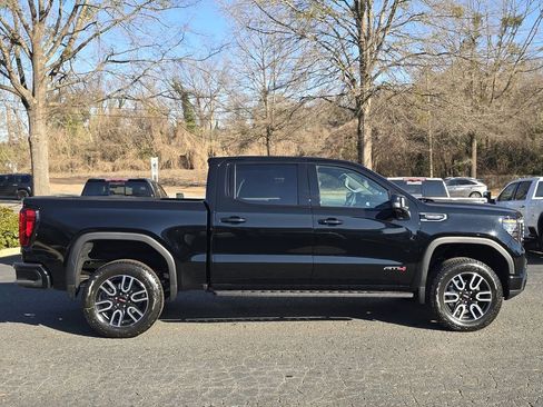 New 2026 GMC Sierra 1500 AT4 w/ AT4 Premium Package image 2