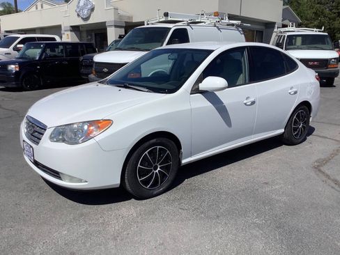Used 2008 Hyundai Elantra SE FWD image 1