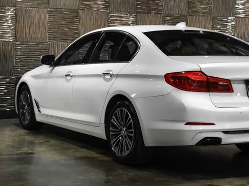Used 2018 BMW 540i xDrive w/ Premium Package AWD/4WD image 13