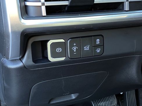 Used 2024 Hyundai Santa Fe XRT image 13