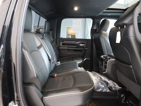 Used 2022 RAM 2500 Laramie AWD/4WD image 36