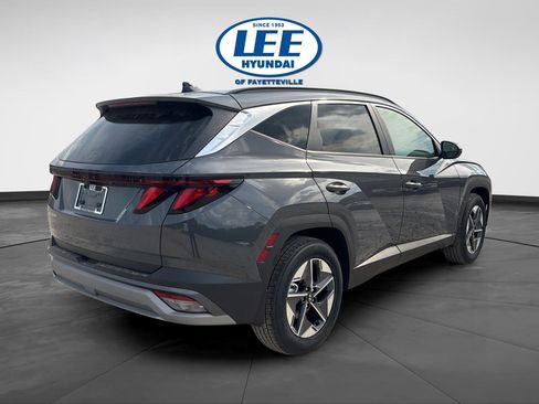 New 2026 Hyundai Tucson SEL FWD image 3