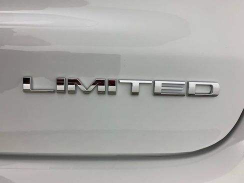 New 2026 Jeep Compass Limited image 9