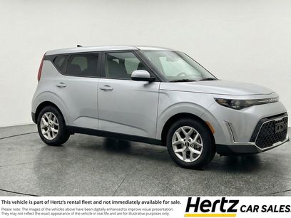 Used 2025 Kia Soul LX w/ LX Technology Package
