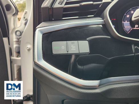 Used 2019 Audi Q3 2.0T Premium Plus w/ Premium Plus Package image 28