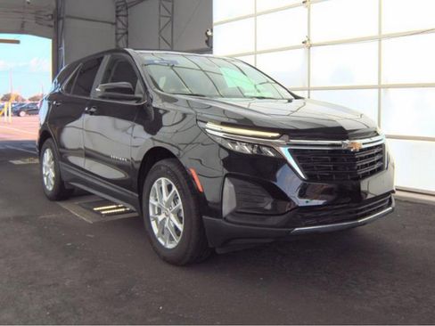 Used 2024 Chevrolet Equinox LT image 4