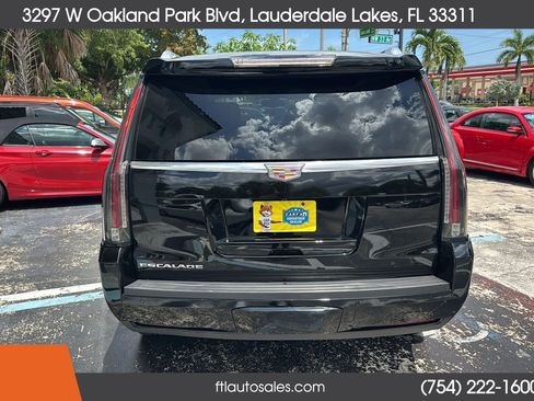 Used 2016 Cadillac Escalade 2WD image 5