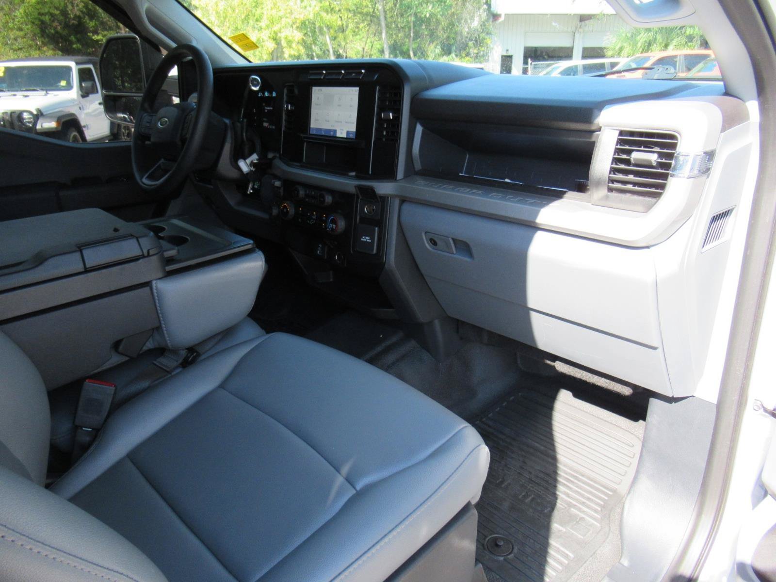 Used 2024 Ford F250 XL w/ XL Chrome Package AWD/4WD image 11