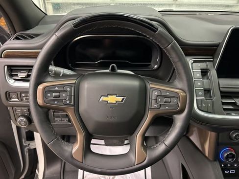 Used 2024 Chevrolet Tahoe High Country w/ Advanced Technology Package image 17