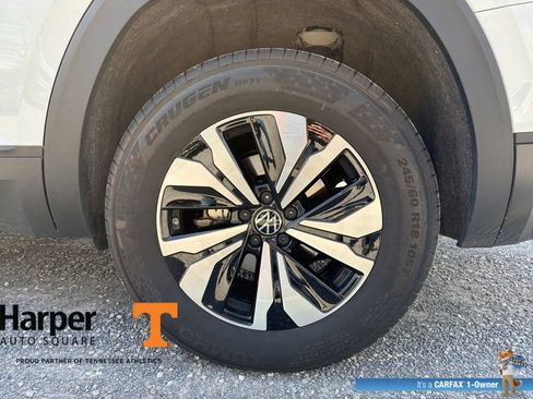 Used 2025 Volkswagen Atlas SE image 21