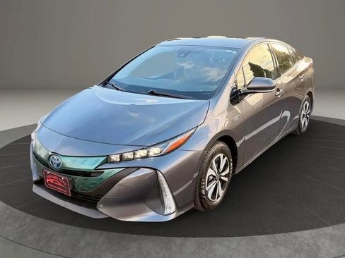Used 2019 Toyota Prius Prime Plus image 1