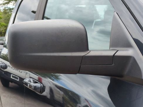 Used 2021 RAM 1500 Classic SLT AWD/4WD image 12