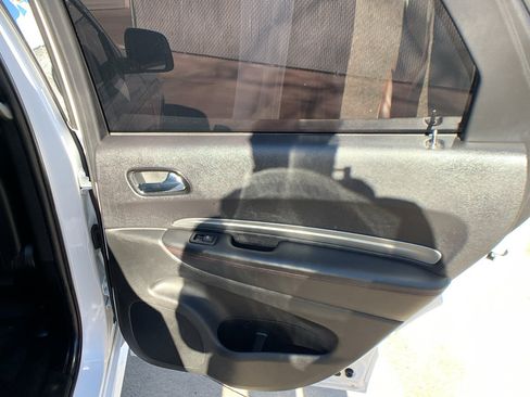 Used 2018 Dodge Durango R/T w/ Technology Group image 25