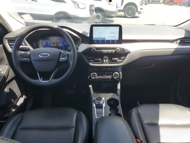 Used 2022 Ford Escape SEL w/ Technology Package FWD image 10