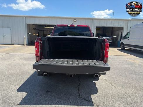 Used 2025 RAM 1500 Big Horn AWD/4WD image 22