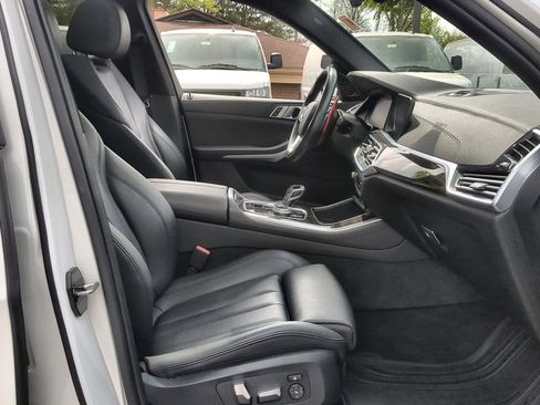 Used 2019 BMW X5 xDrive40i w/ Premium Package 2 AWD/4WD image 28