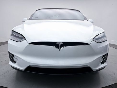 Used 2021 Tesla Model X Long Range image 11