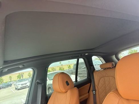 New 2026 BMW X5 xDrive40i w/ Off-Road Package AWD/4WD image 17