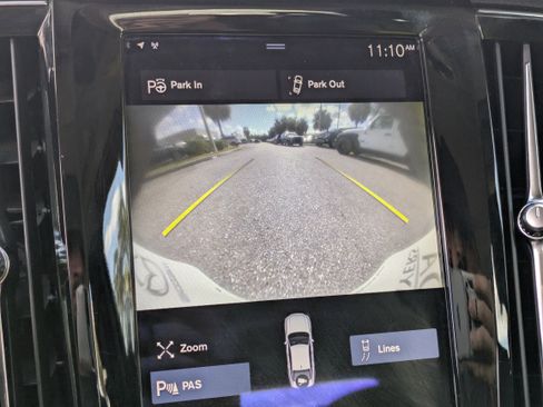 Used 2017 Volvo S90 T5 Momentum w/ Convenience Package image 32