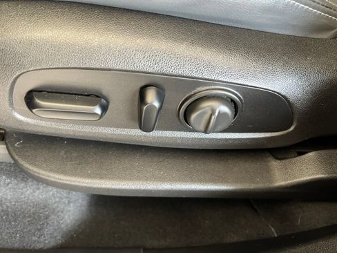 Used 2018 Buick Enclave Essence w/ Trailering Package AWD/4WD image 49