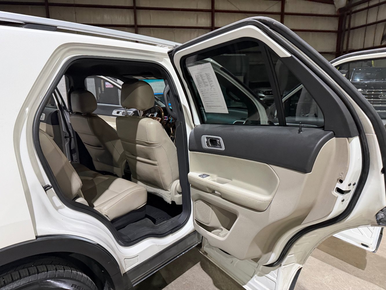 Used 2011 Ford Explorer XLT w/ 202A Rapid Spec Order Code FWD image 21