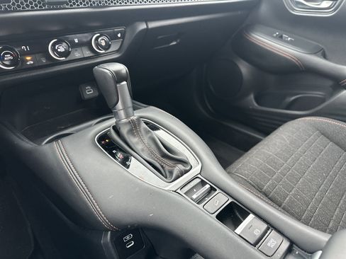 Used 2025 Honda HR-V Sport image 27