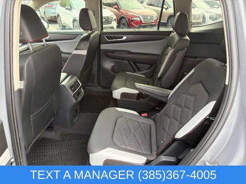 Used 2024 Volkswagen Atlas Peak Edition SEL AWD/4WD image 17