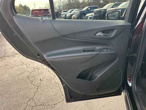 Used 2019 Chevrolet Equinox Premier image 22