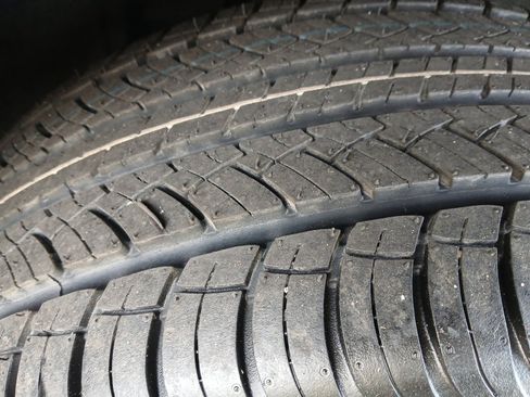 Certified 2023 Jeep Grand Cherokee Laredo X image 17