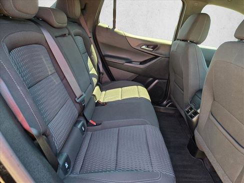 Used 2025 Chevrolet Equinox LT AWD/4WD image 19
