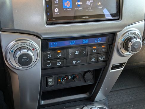 Used 2018 Toyota 4Runner Limited AWD/4WD image 15