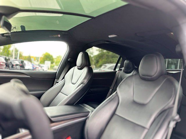 Used 2022 Tesla Model X AWD/4WD image 11