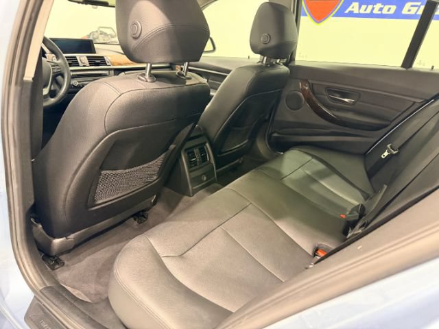 Used 2015 BMW 328i Sedan RWD image 36