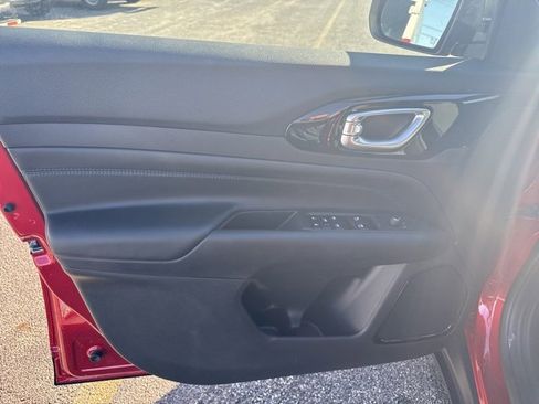 New 2026 Jeep Compass Limited image 22