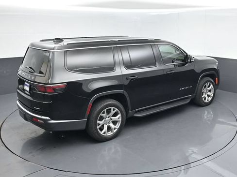 Used 2022 Jeep Wagoneer Series II AWD/4WD image 45