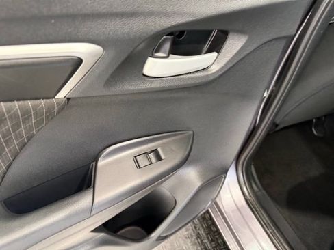 Used 2019 Honda Fit EX image 18