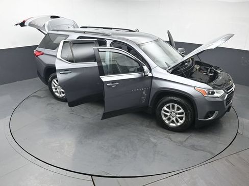 Used 2021 Chevrolet Traverse LT AWD/4WD image 51