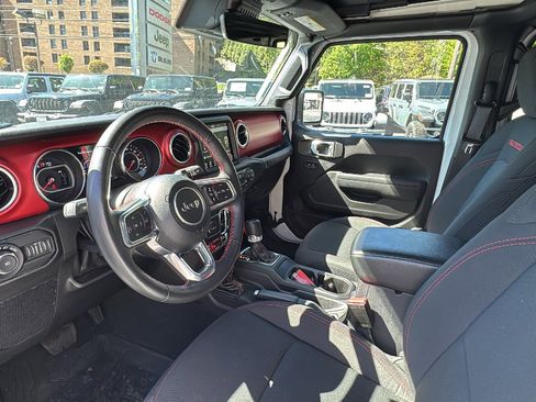 Certified 2022 Jeep Wrangler Unlimited Rubicon w/ Steel Bumper Group AWD/4WD image 15
