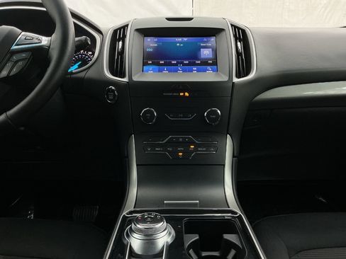 Used 2019 Ford Edge SEL FWD image 28