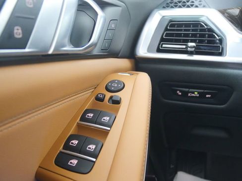 Certified 2026 BMW X5 sDrive40i image 21