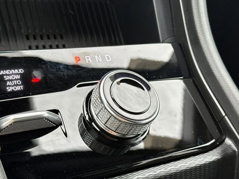 New 2026 Jeep Grand Cherokee Altitude image 20