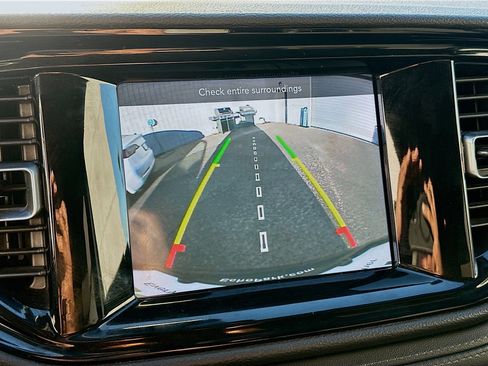 Used 2023 Dodge Durango SXT image 22