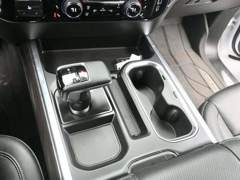 Used 2023 Chevrolet Silverado 1500 LTZ image 22