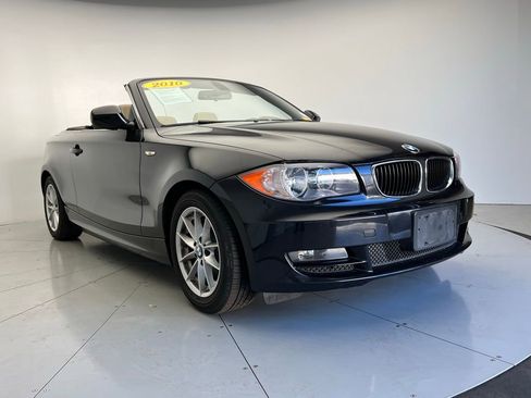 Used 2010 BMW 128i Convertible image 3