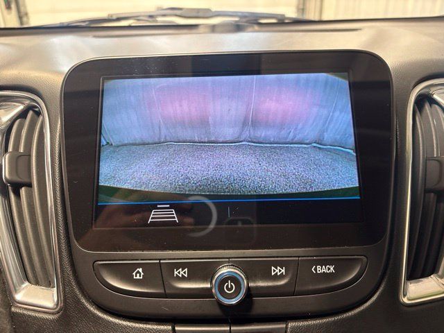 Used 2020 Chevrolet Malibu LT FWD image 19