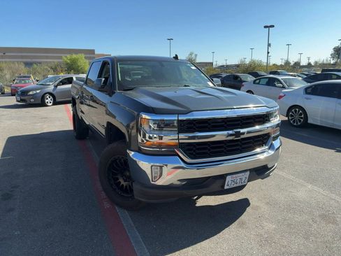 Used 2018 Chevrolet Silverado 1500 LT w/ All Star Edition image 1
